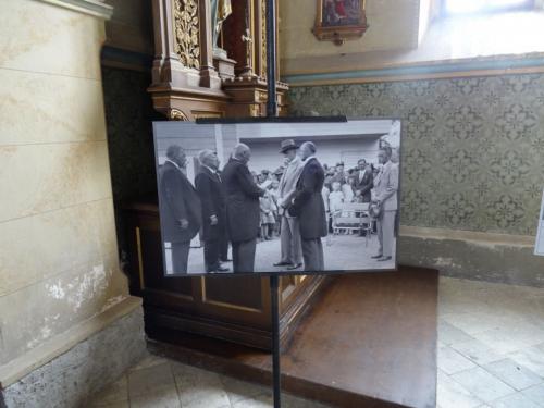 14.8.2016 Výstava obrazů a prohlídka konventu + výstava v kostele v H. Ročově